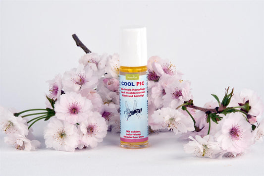 Cool Pic Insect Bite Roll On ideal skin care after insect bites 10ml cools and soothes